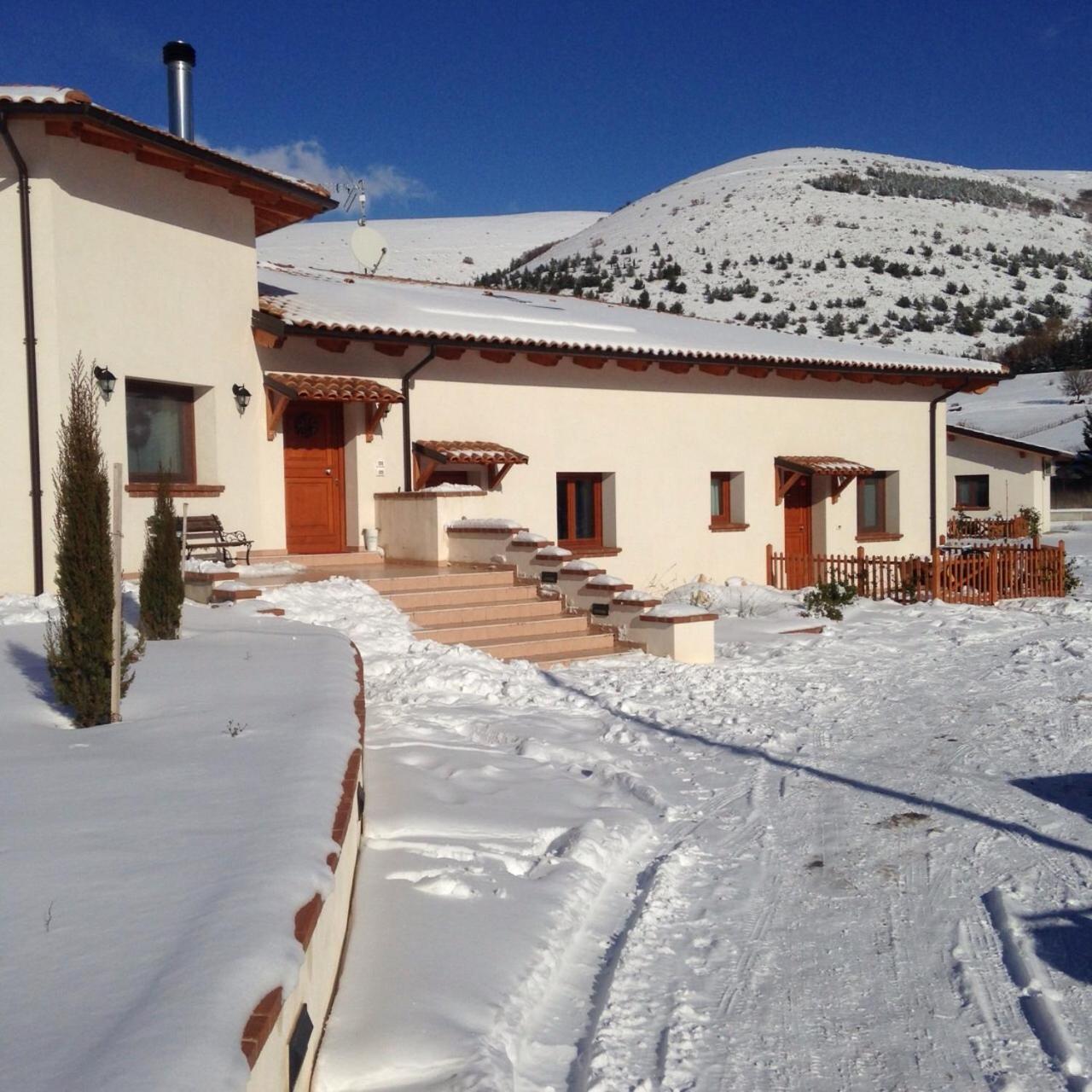 Bed and Breakfast La Collina Di Peppino Trasacco Pokój zdjęcie