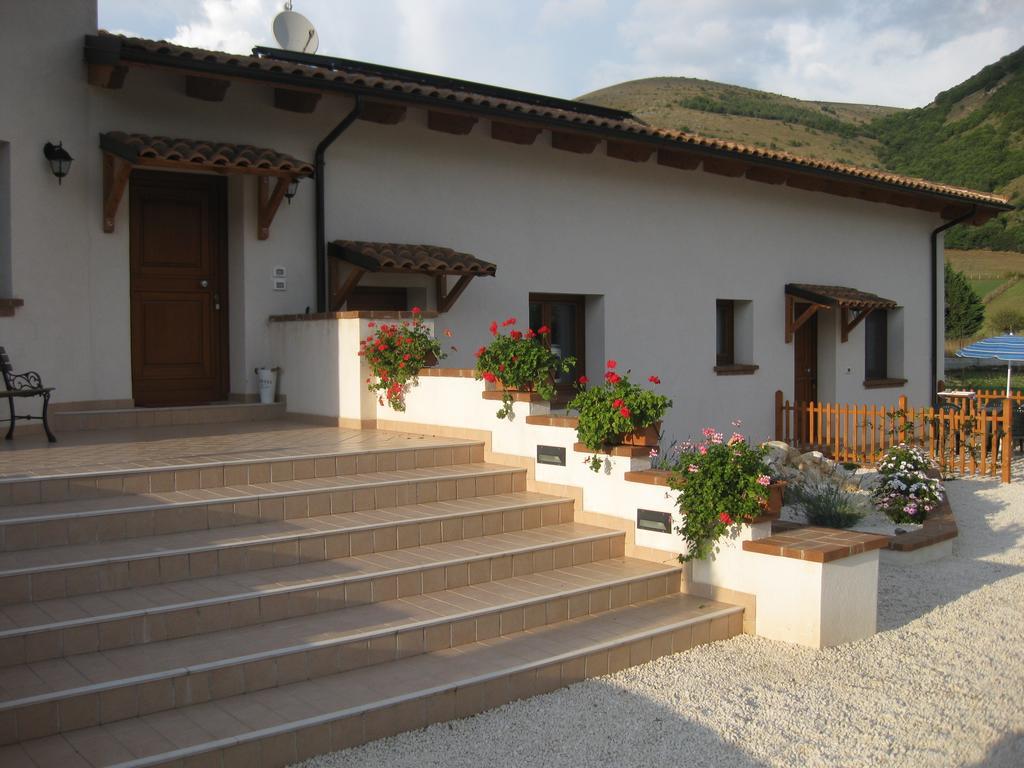 Bed and Breakfast La Collina Di Peppino Trasacco Zewnętrze zdjęcie