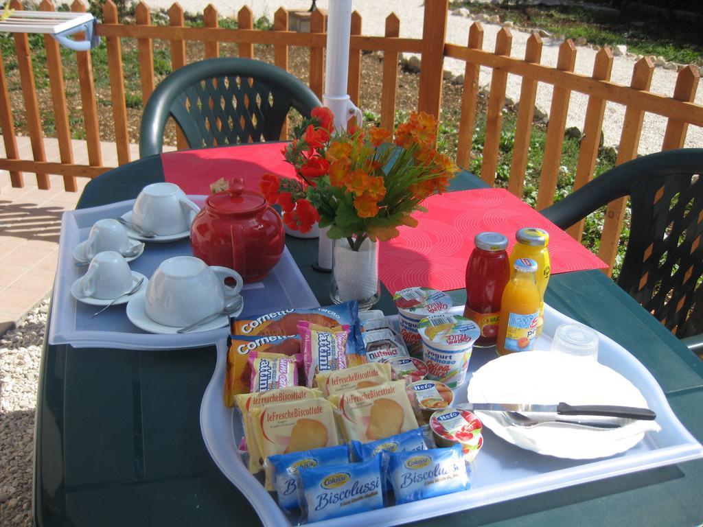 Bed and Breakfast La Collina Di Peppino Trasacco Zewnętrze zdjęcie