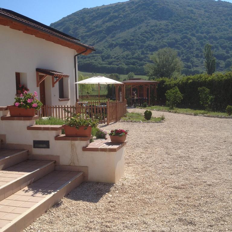 Bed and Breakfast La Collina Di Peppino Trasacco Zewnętrze zdjęcie