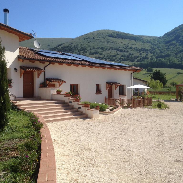 Bed and Breakfast La Collina Di Peppino Trasacco Zewnętrze zdjęcie